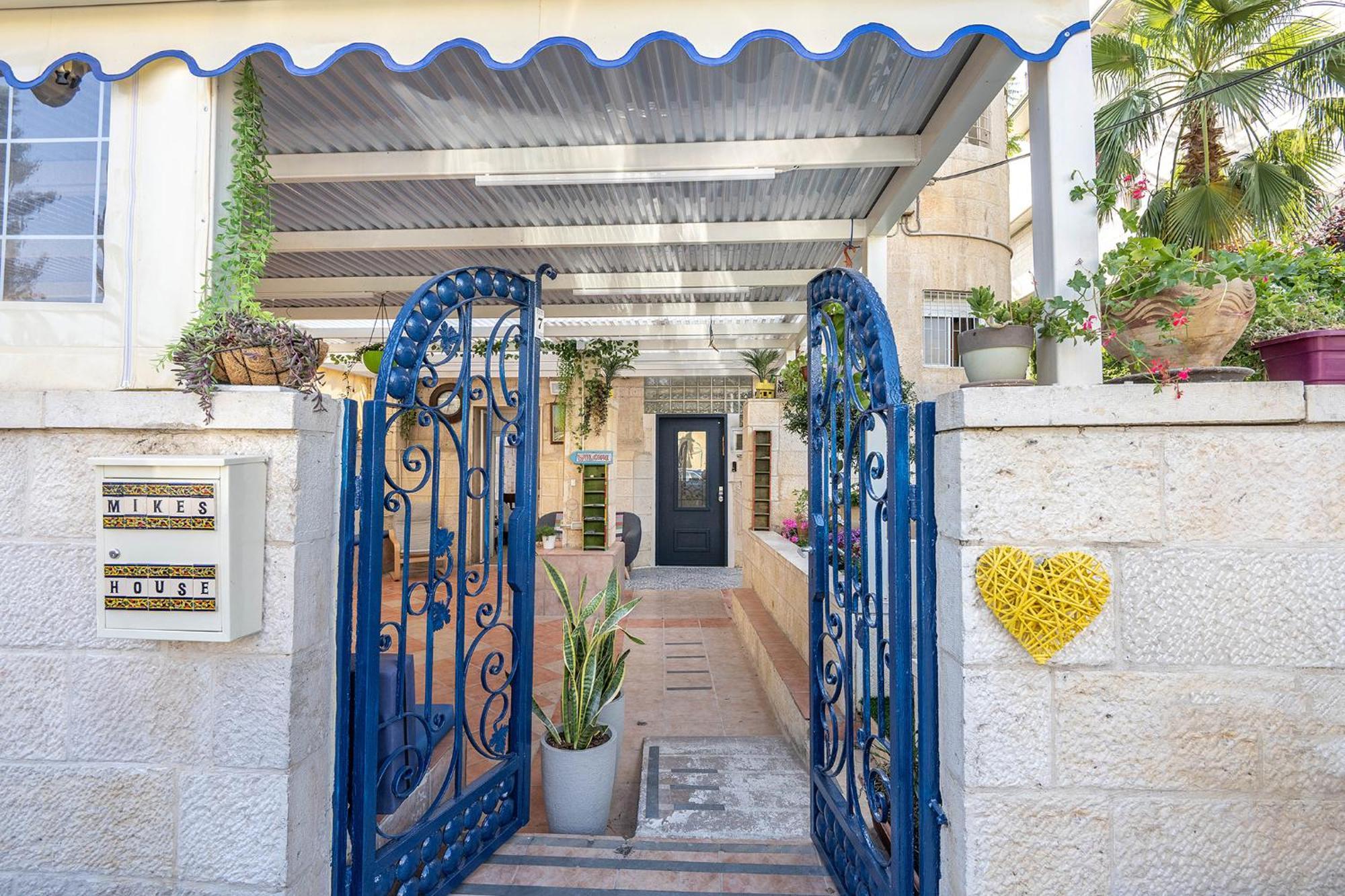 Mike'S House Yerusalem Bagian luar foto